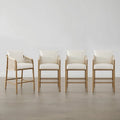 Tabouret de bar Lynn hauteur comptoir avec accoudoirs tressés en bois - Lot de 2