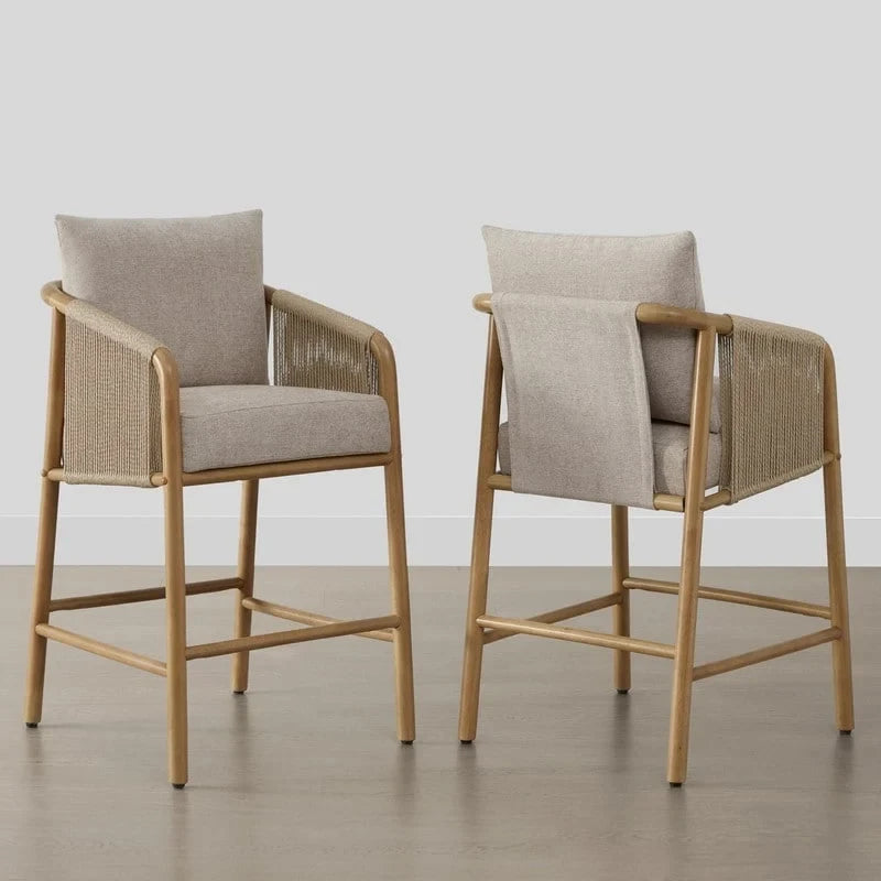 Tabouret de bar Lynn hauteur comptoir avec accoudoirs tressés en bois - Lot de 2