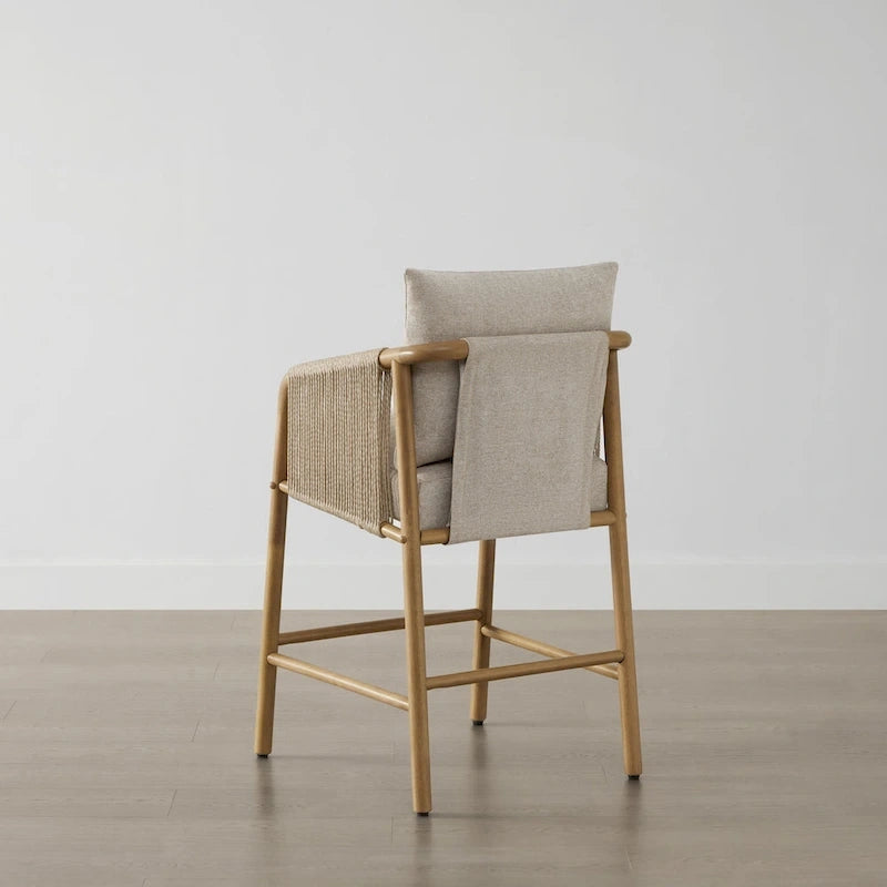 Tabouret de bar Lynn hauteur comptoir avec accoudoirs tressés en bois - Lot de 2