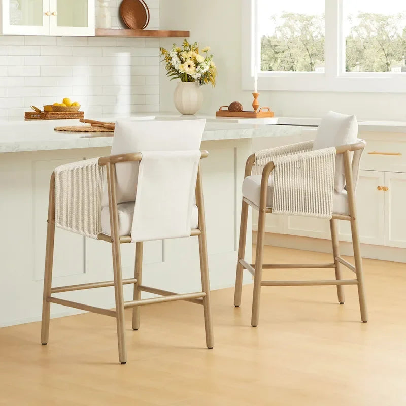 Tabouret de bar Lynn hauteur comptoir avec accoudoirs tressés en bois - Lot de 2