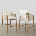 Tabouret de bar Lynn hauteur comptoir avec accoudoirs tressés en bois - Lot de 2