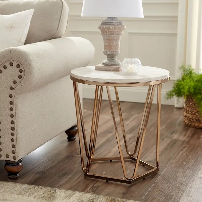 Table d'appoint ronde moderne Henderson en faux marbre avec piètement géométrique doré
